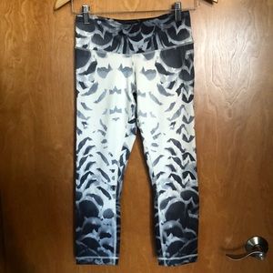 Lululemon cropped leggings